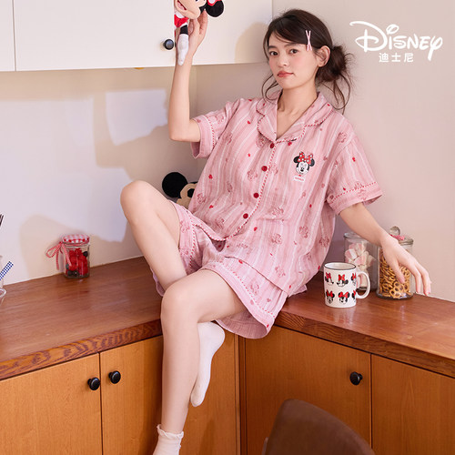Disney/迪士尼三件套新款短袖短裤长裤带胸垫甜美可爱家居服0304