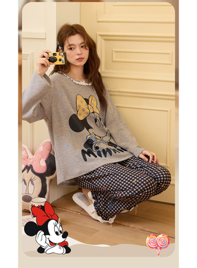 Disney迪士尼秋冬羊绒蚕丝女士套头圆领休闲舒适甜美睡衣套装0215