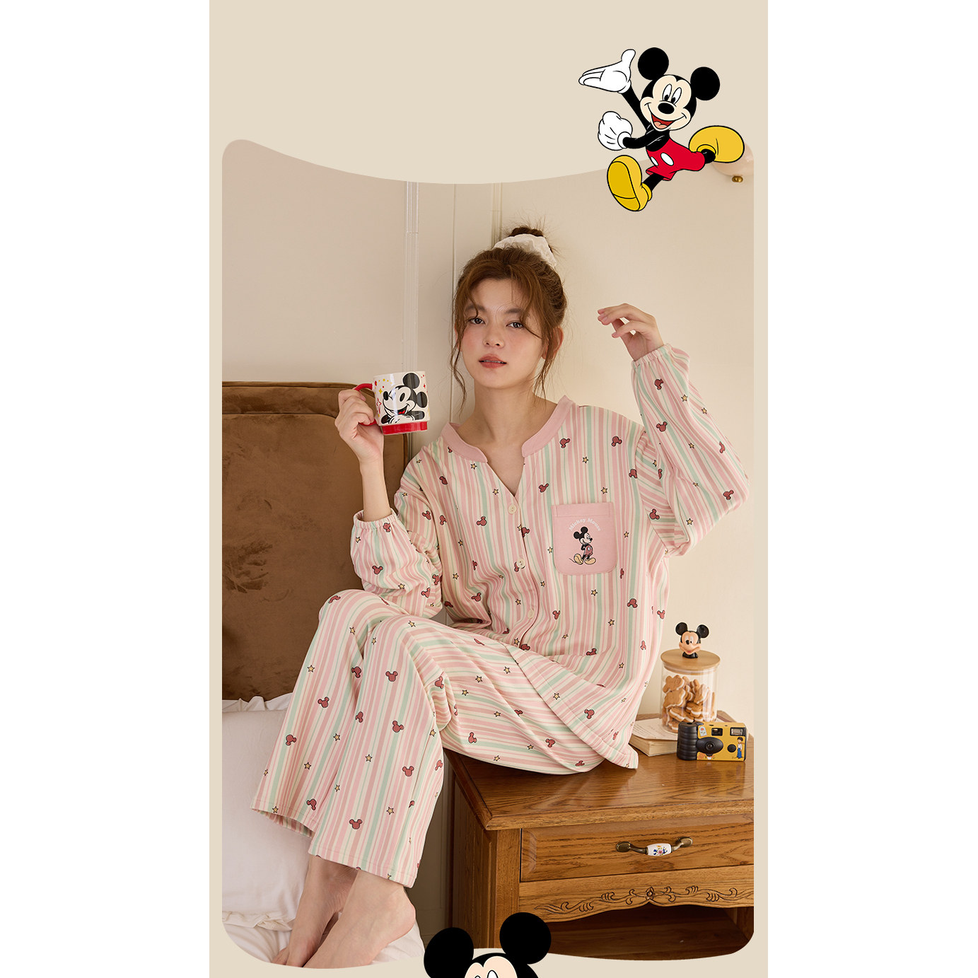 Disney迪士尼羊绒蚕丝女生士秋冬开衫甜美休闲舒适家居服套装0174