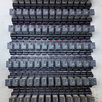 九五新施耐德RXM4LB2BD中间继电器配RXZE1M4C底 ~议价