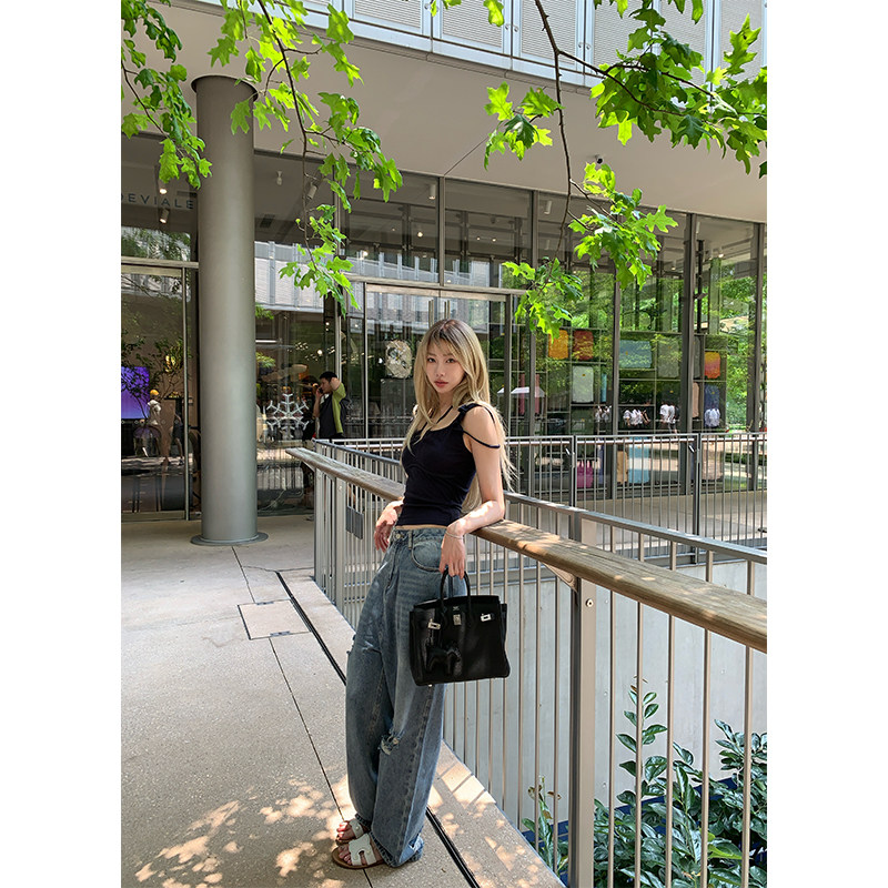 ski by Tannin赤兔新晋C位工艺脚口微收休闲高腰直筒破洞牛仔裤女