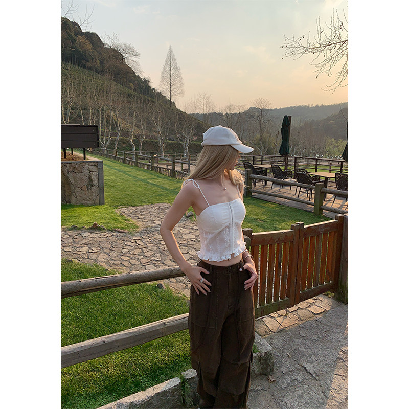 ski by Tannin绣花打揽上衣带胸垫女夏季纯欲风露肩短款吊带背心,女装/女士精品,背心吊带,淘宝优惠券,粉丝福利购,淘宝优惠卷