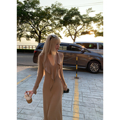 ski 性感显瘦连衣裙女秋 气质欧尼飘带翻领设计修身 Tannin赤兔