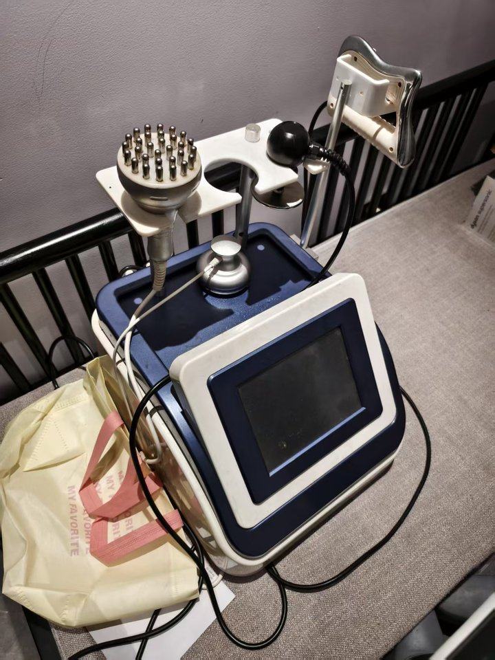 1月6日东莞管理公司一批美容医疗设备等财产网络拍卖公告