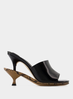 Jacquemus Les Doubles黑色皮制穆勒鞋