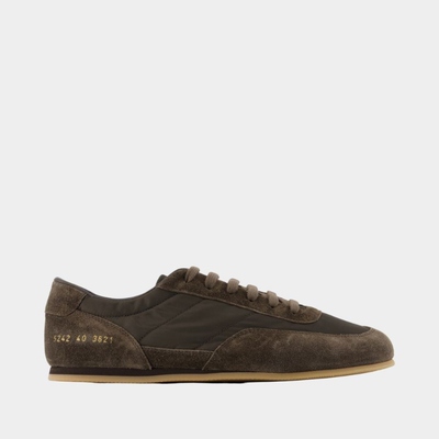 COMMON PROJECTS 极简防滑运动鞋 - 皮质 - 棕色