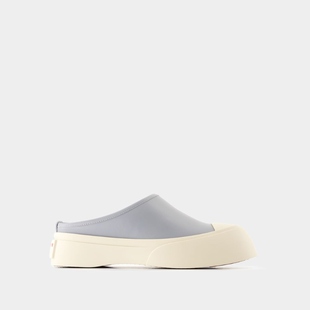 【粉丝专享】玛尼 Marni 运动鞋 皮质 蓝色