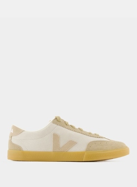 Veja Volley 牛皮低跟平底运动鞋