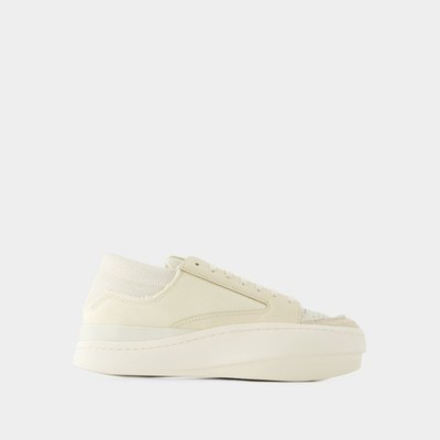 Y-3 Lux Bball Low 小牛皮系带底运动鞋