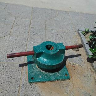 手轮平推启闭机大量现货各种型号启闭机手电两用螺杆式启闭机