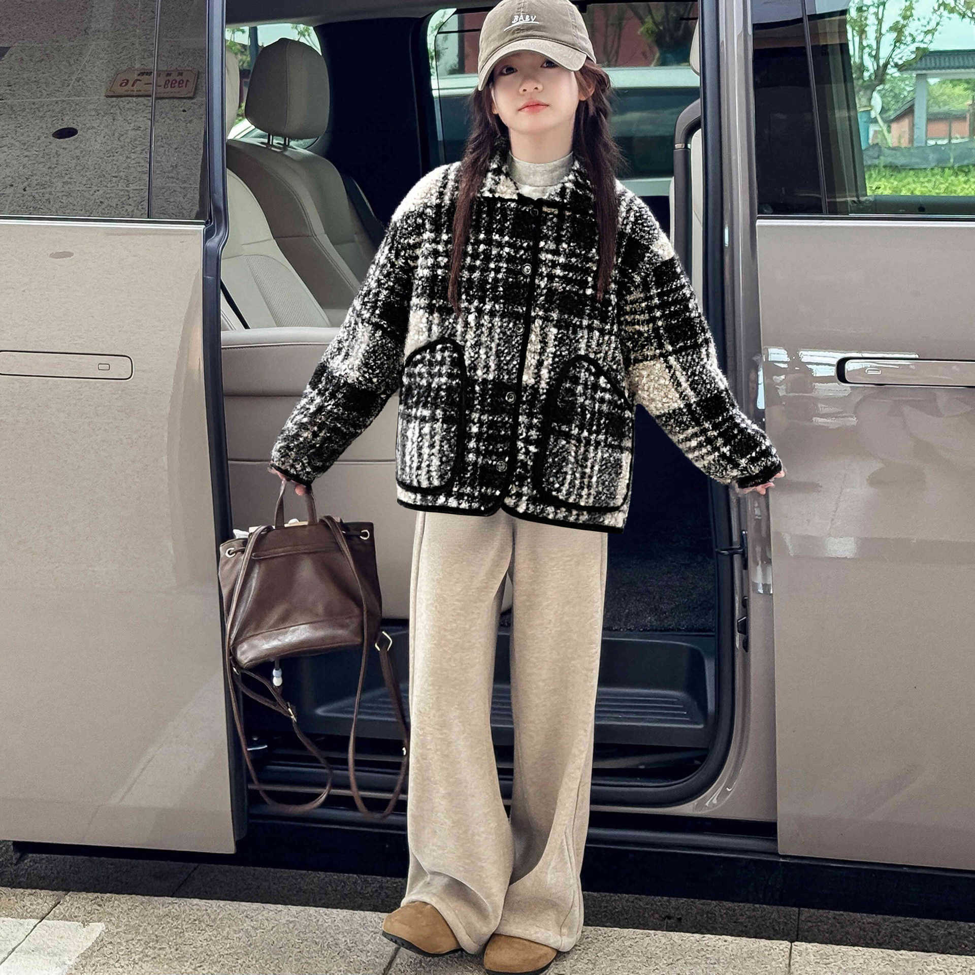 2025女童格子加厚休闲夹克外套