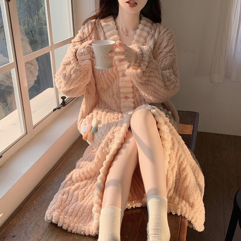 2026彩虹睡袍女冬季珊瑚绒睡衣宽松保暖加厚高级感甜美开衫居家服