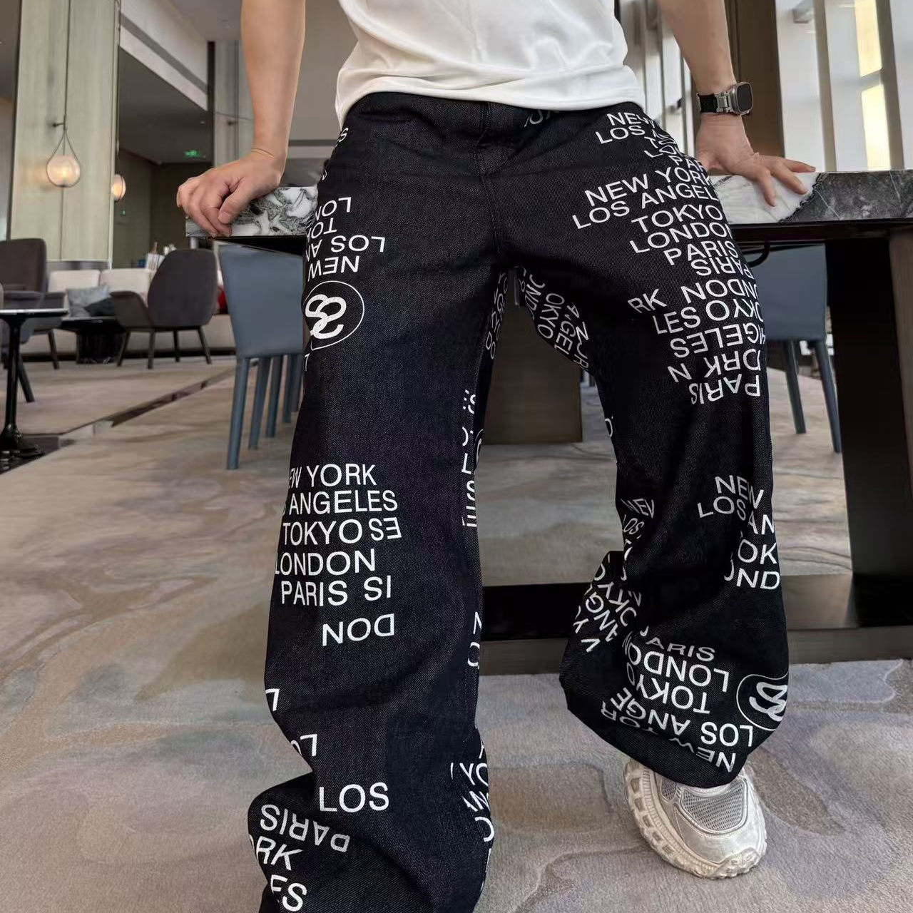 金先生秋季款美式复古蓝牛仔裤潮牌满印字母休闲小众阔腿直筒裤