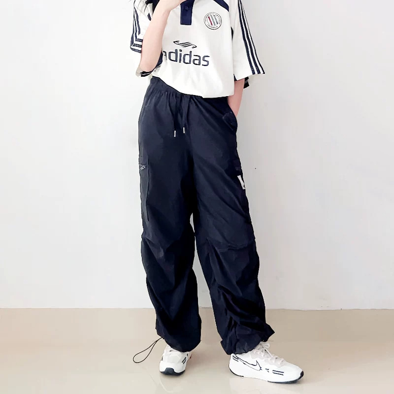 adidas三叶草女宽松伞兵工装裤