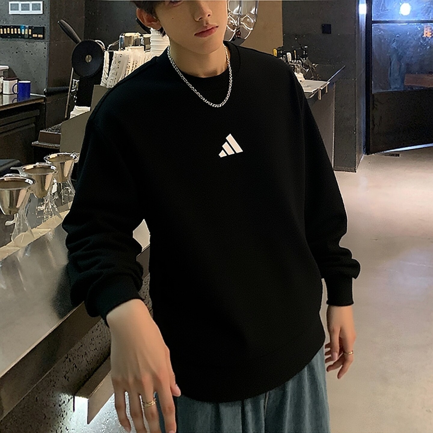 阿迪达斯男秋季圆领百搭卫衣