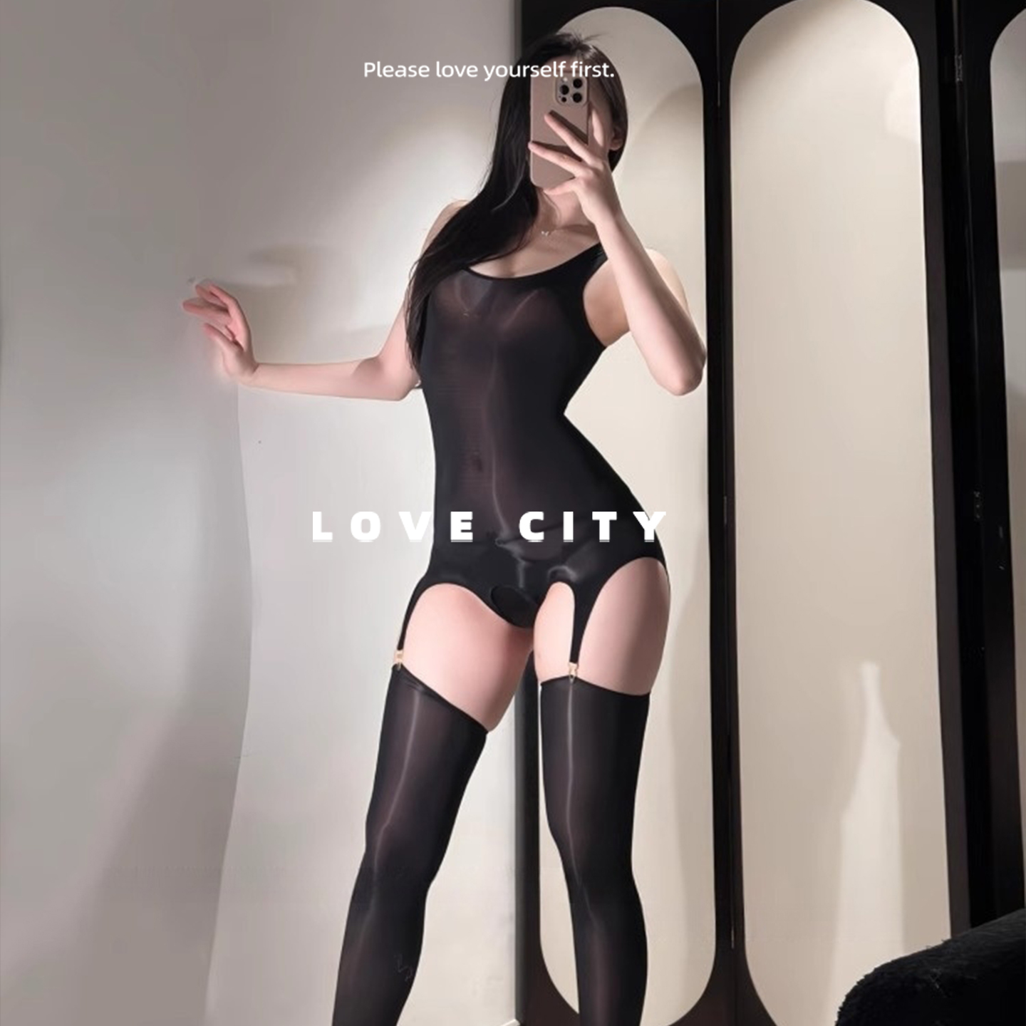 LOVECITY「暗夜弥漫」全身油亮塑身吊袜套装连体衣性感女