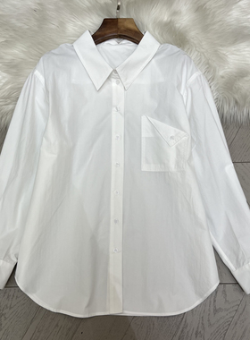 布谷-打破常规衬衫的单调感；单侧口袋点缀增加细衬衫A9711