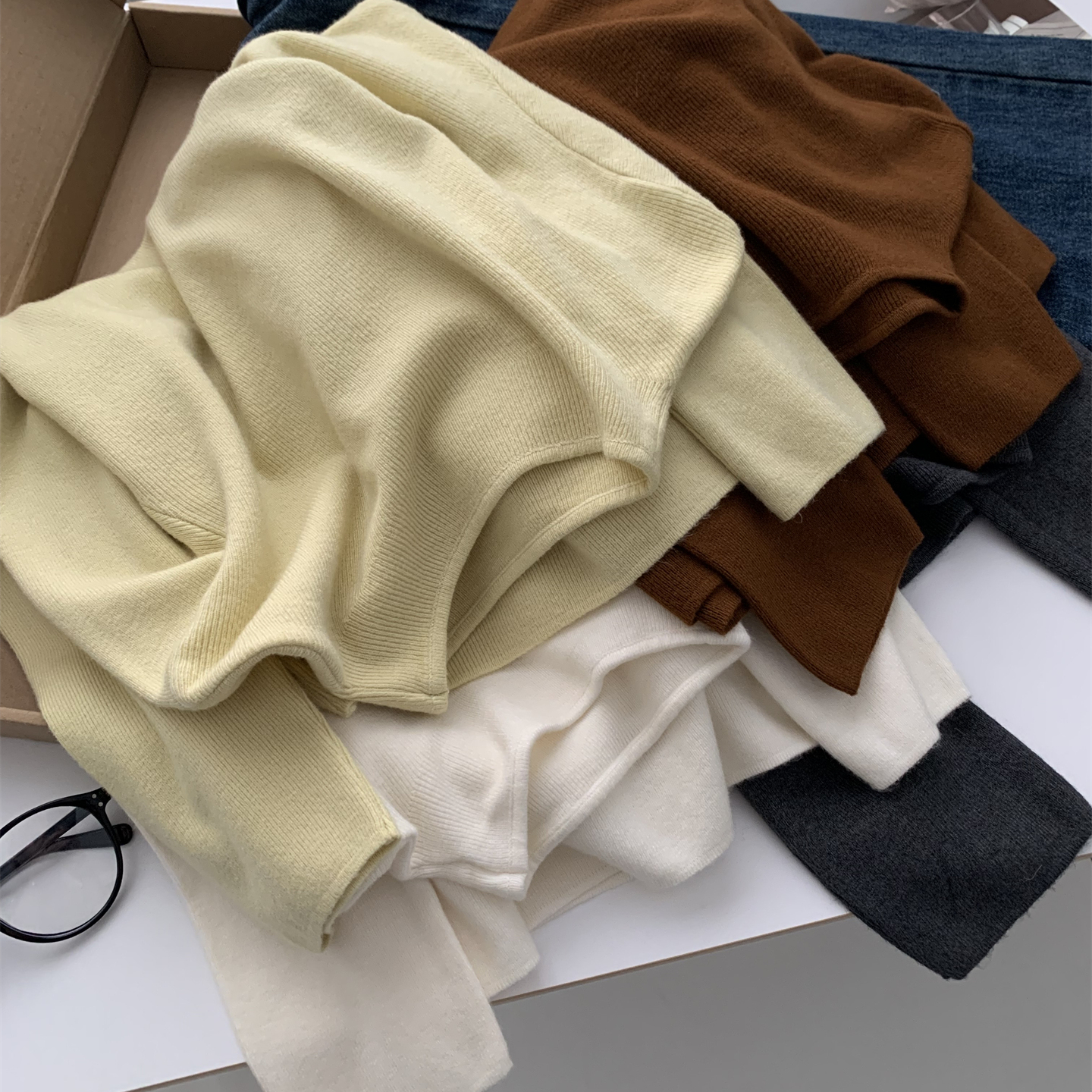 细腻软糯立领针织套头打底衫