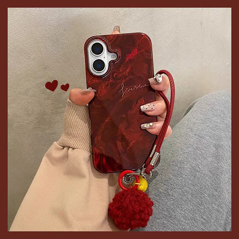 复古红晕染带挂绳毛球适用苹果17promax手机壳16pro高级感iPhone15/14/13pro双层防摔17pm创意个性防摔保护套