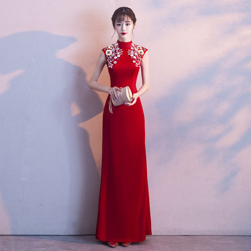酒红色敬酒服2026新款春季无袖婚礼新娘礼服女结婚礼服晨袍旗袍