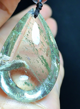 东海水晶天然千层绿幽灵水滴吊坠男女款项链坠简约时尚百搭礼物