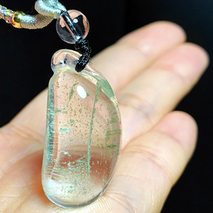 东海水晶天然雕刻貔貅绿幽灵吊坠男女款项链百搭吊坠毛衣链饰品