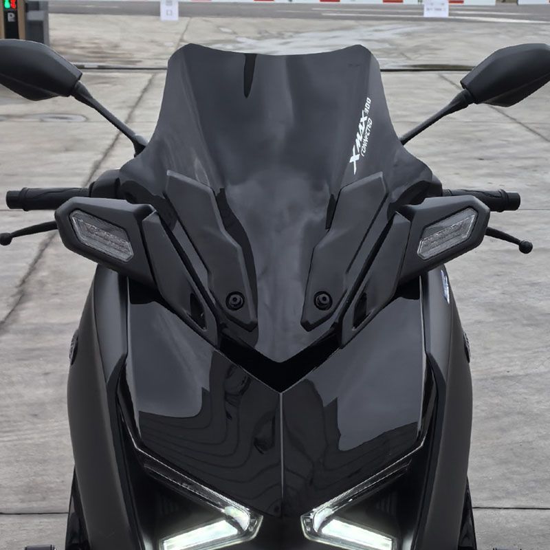 适用23-24款XMAX改装运动风挡 XMAX300竞技小挡风 挡风镜图片