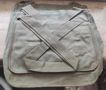 库存全新正品五五六五土黄色帆布挎包