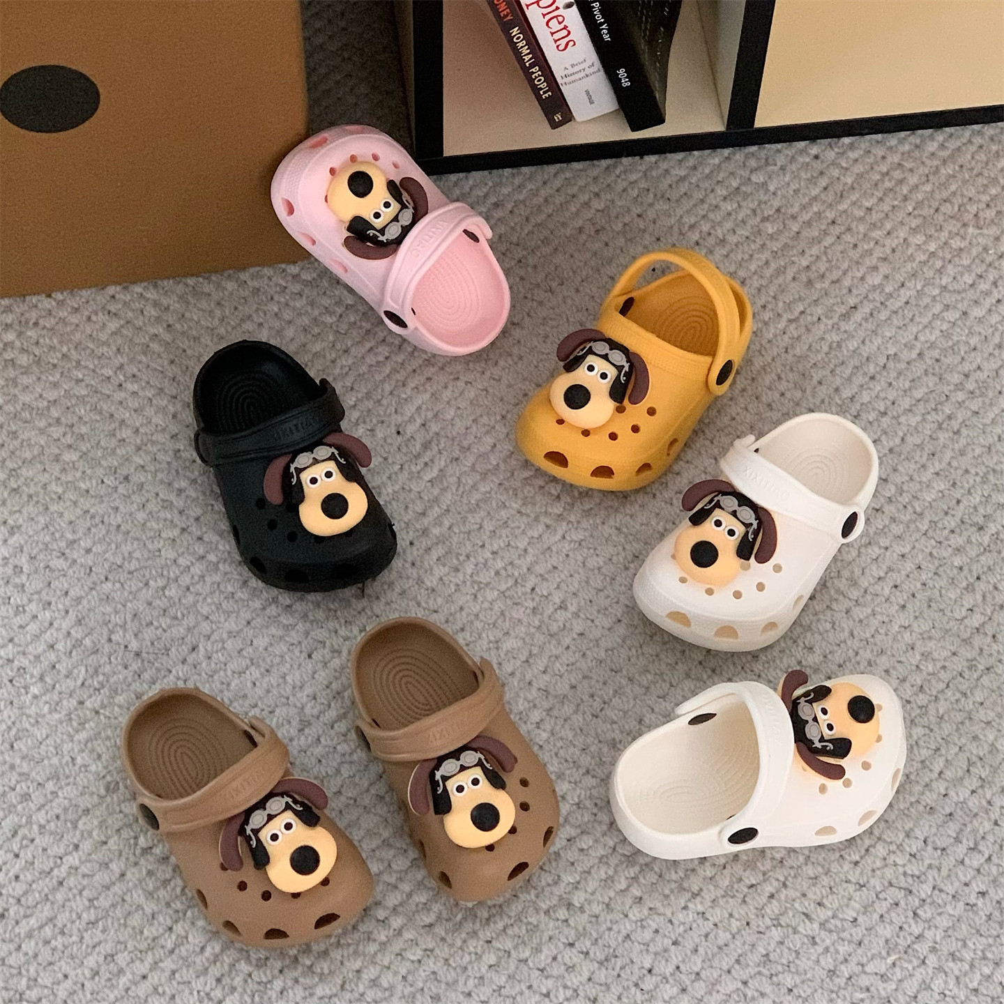 防滑男童女童个性新款趣味狗狗凉拖鞋沙滩儿童舒适足弓洞洞鞋夏季,童鞋/婴儿鞋/亲子鞋,儿童洞洞鞋,淘宝优惠券,粉丝福利购,淘宝优惠卷