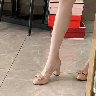 女漆皮圆头气质蝴蝶结单鞋 2025春秋新款 裸色职业粗高跟玛丽珍鞋