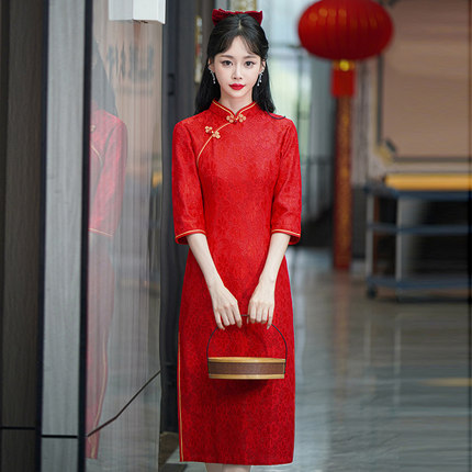 2025春秋新款中国红回门旗袍敬酒服新娘高级感订婚结婚礼服连衣裙