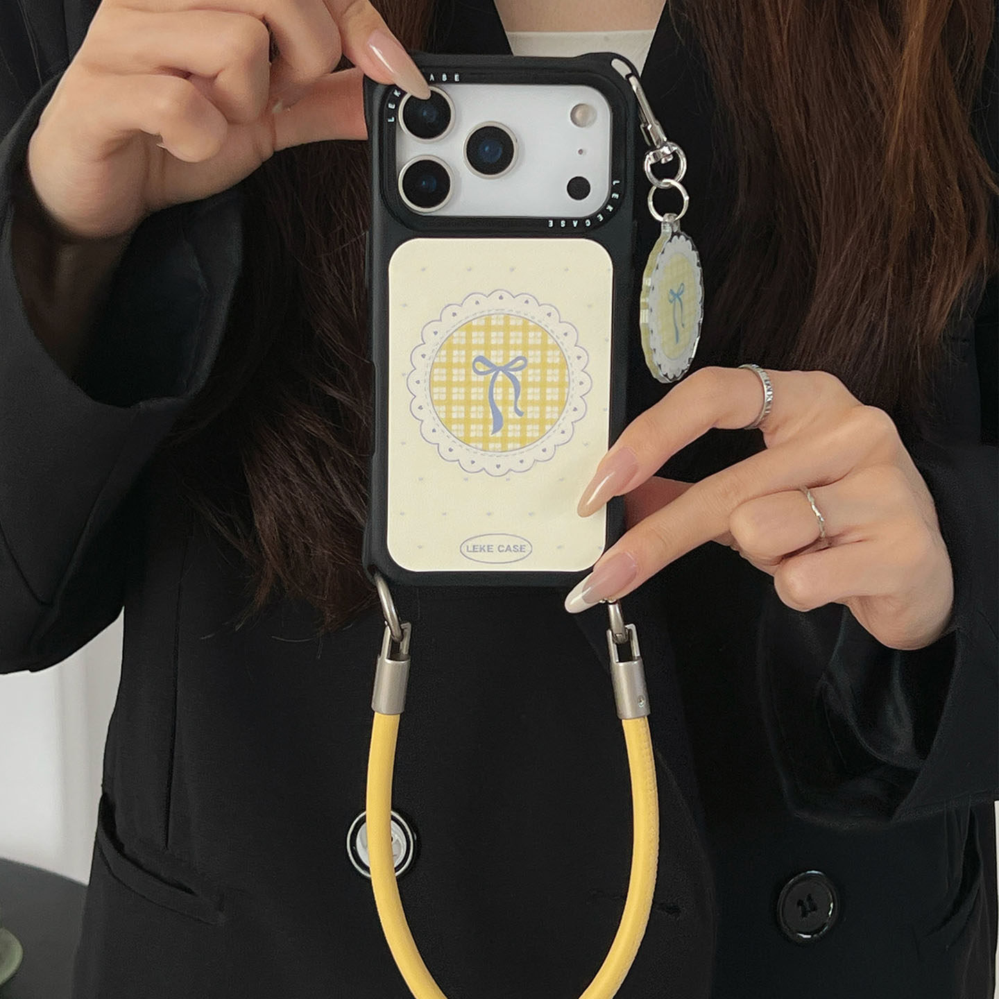 波点花边蝴蝶结~适用苹果16手机壳带挂绳15斜挎可背iphone17promax四角防摔13挂件12手腕p80手提14懒人小米17