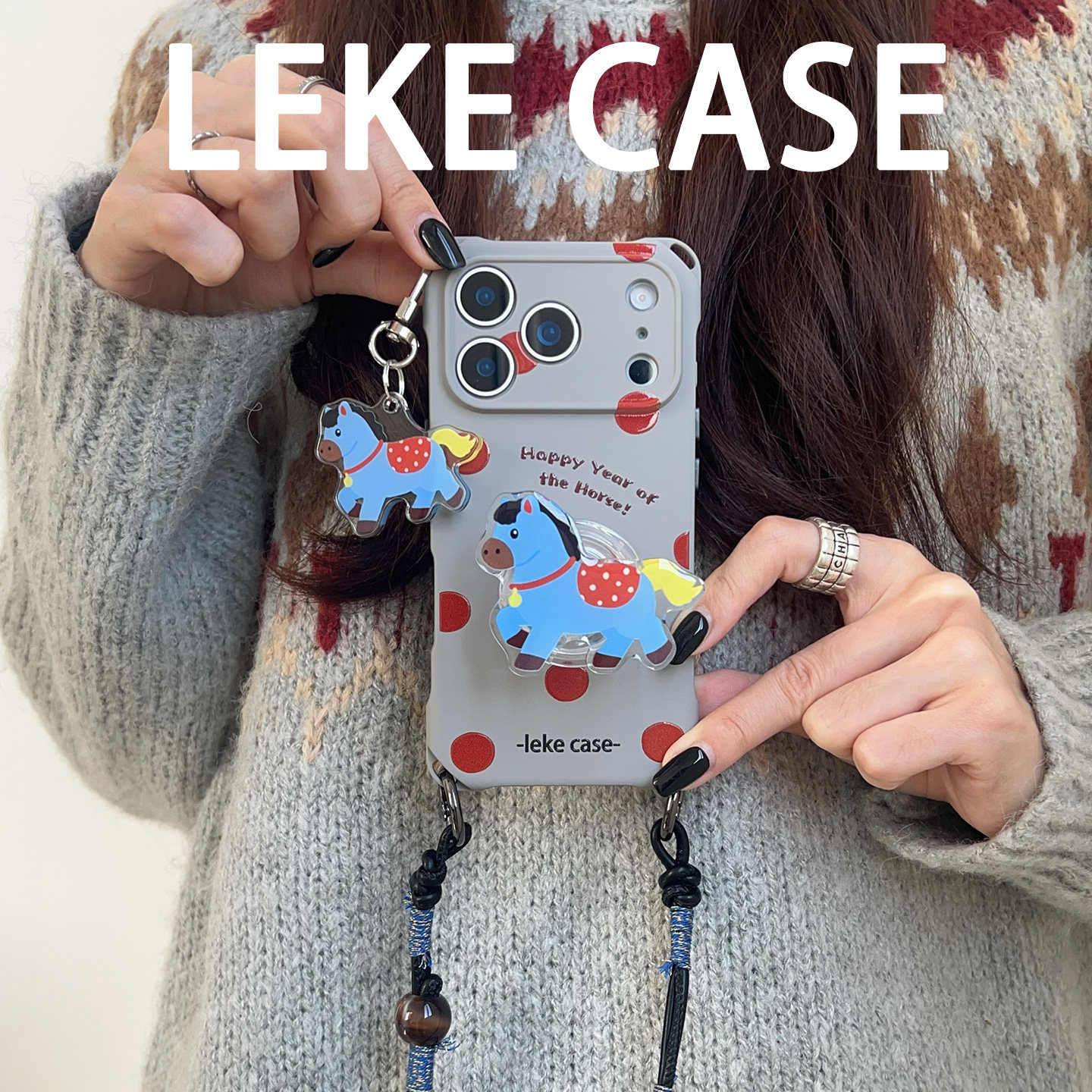 新年马上发财~适用苹果17pro手机壳带挂绳15斜挎可背iphone16promax四角防摔13挂件支架小米14手提12手腕p80