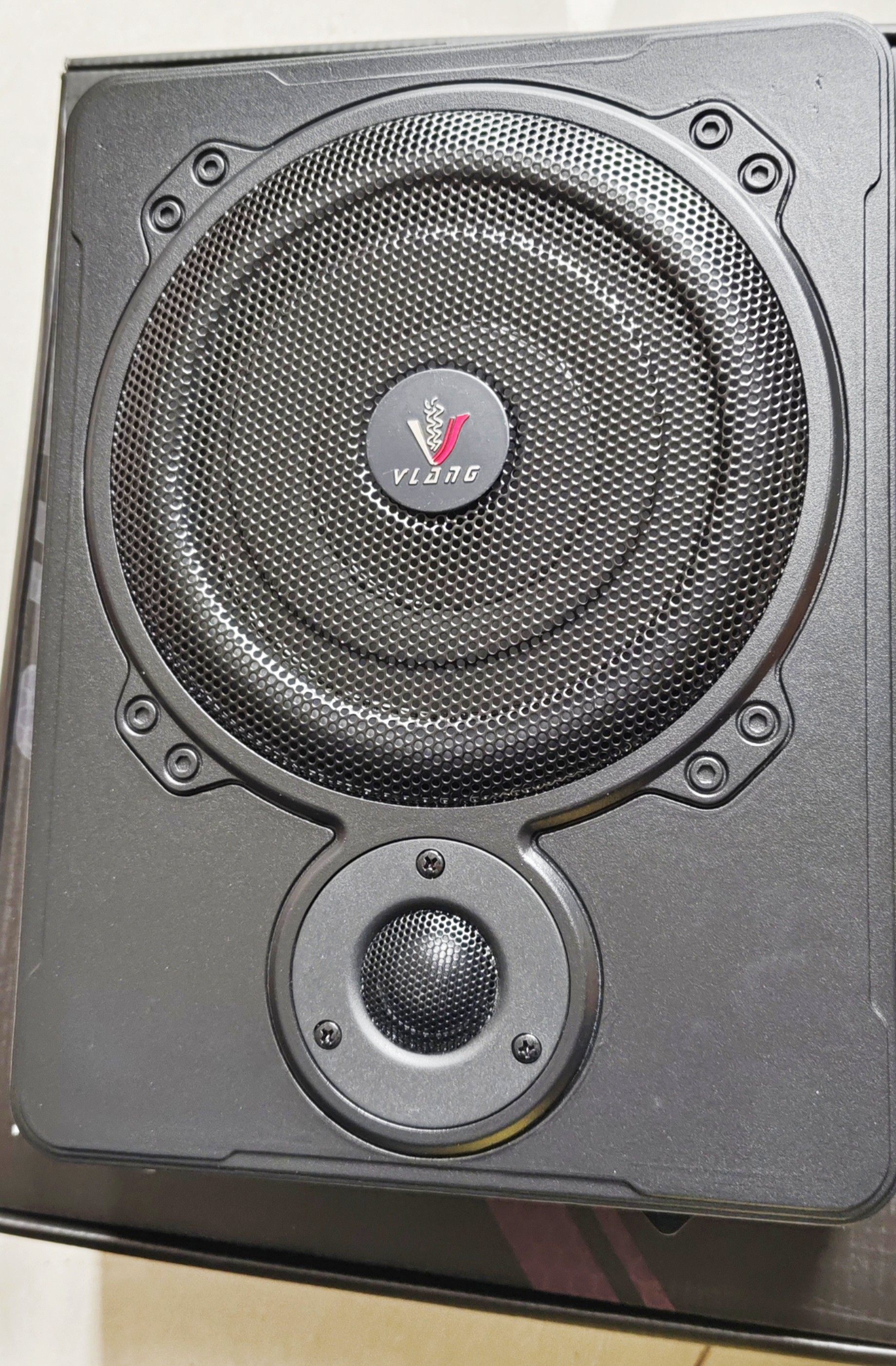 汽车低音炮车载音响有源重低音炮12V大功率超薄汽车小钢炮座椅炮