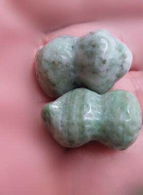 花生天然玉石南阳吊坠