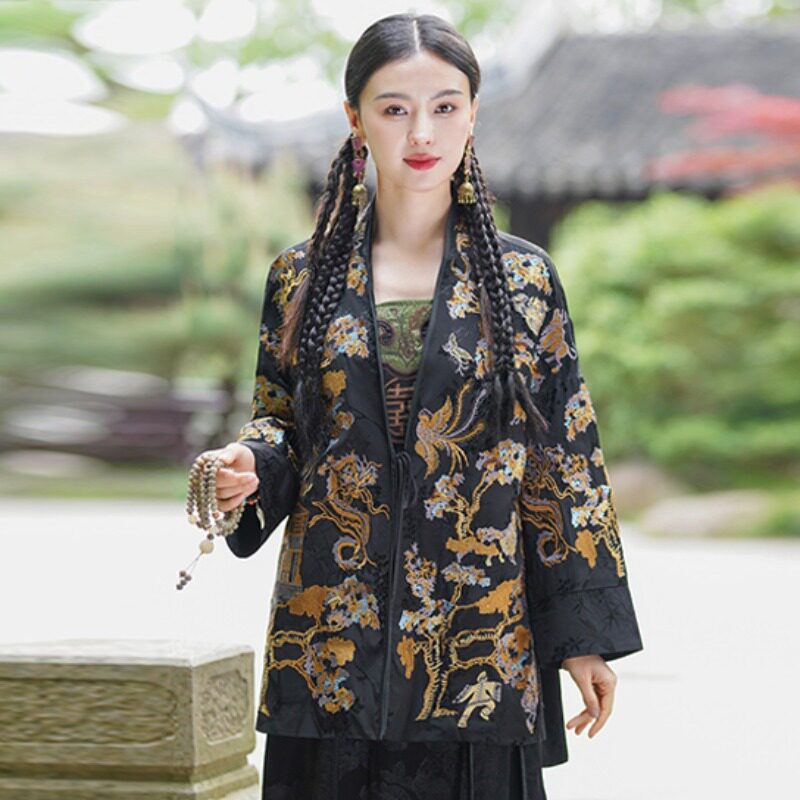 长袖中长款中式复古刺绣女风衣