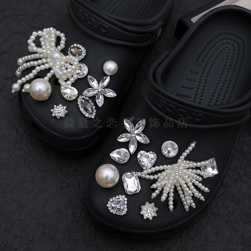 洞洞鞋配饰高级感重工珍珠蝴蝶结