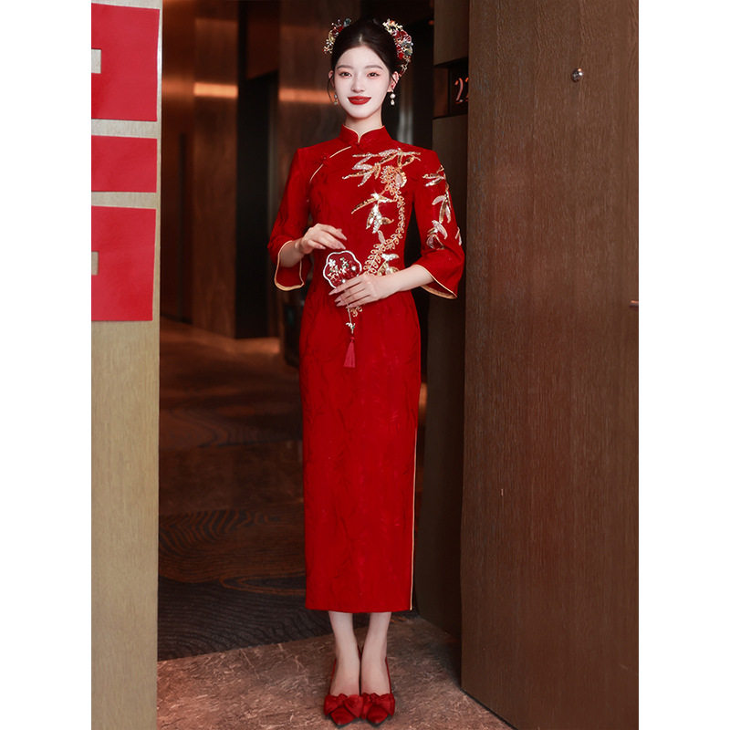 倒大袖旗袍敬酒服红色新娘中式订婚礼服裙结婚当天便装秋冬季