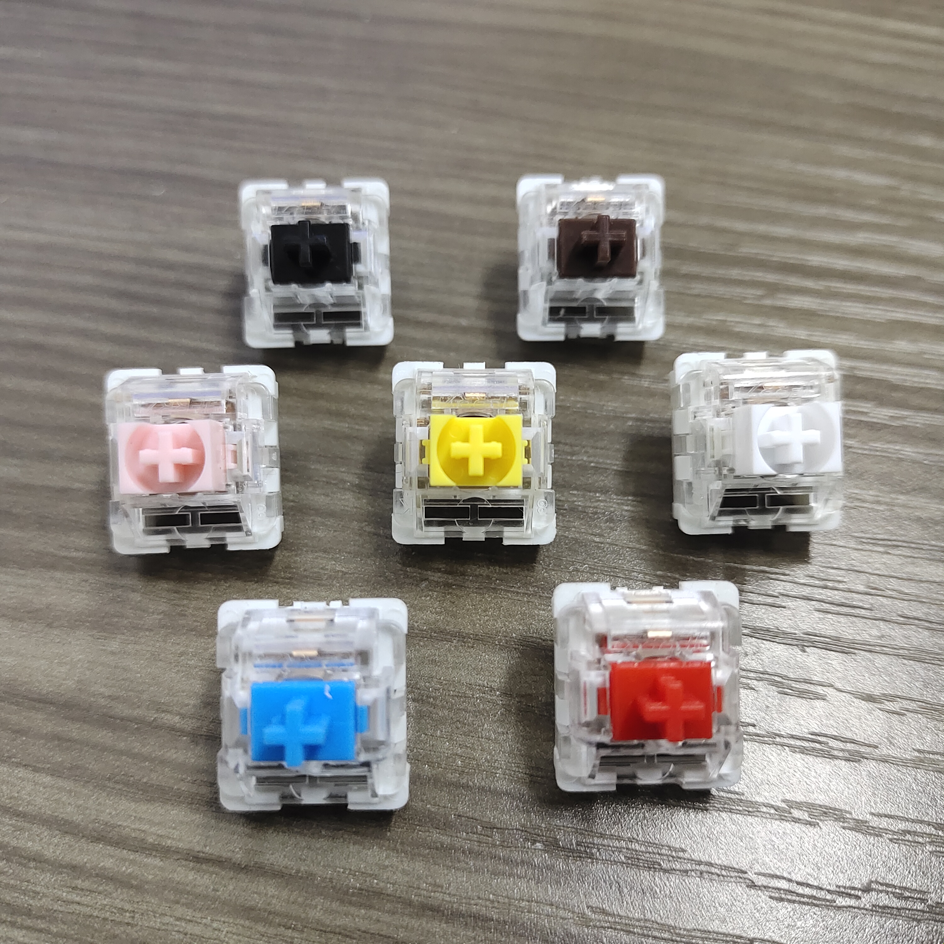 全新机械键盘轴体青轴黑轴红轴茶轴K白K黄K粉热插拔焊接轴体