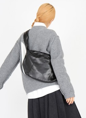 漫游癖｜韩国买手店 Pleated shoulder 黑色通勤休闲斜挎包上课包
