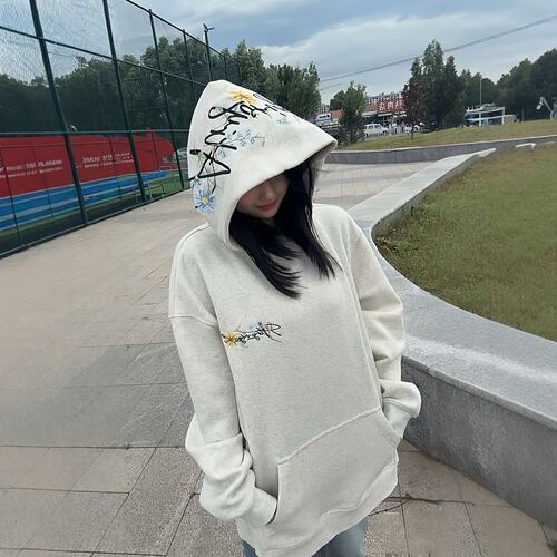 美式复古重工花卉刺绣连帽衫卫衣女早秋初高中学生宽松慵懒风上衣