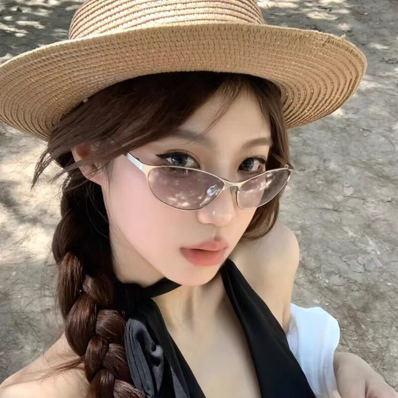 美式复古金属猫眼浅水银太阳眼镜女款户外度假防紫外线高级感墨镜