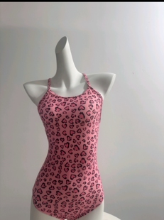 粉色豹纹单层竞速运动游泳衣女款连体露背三角高颜值显瘦泳装专业