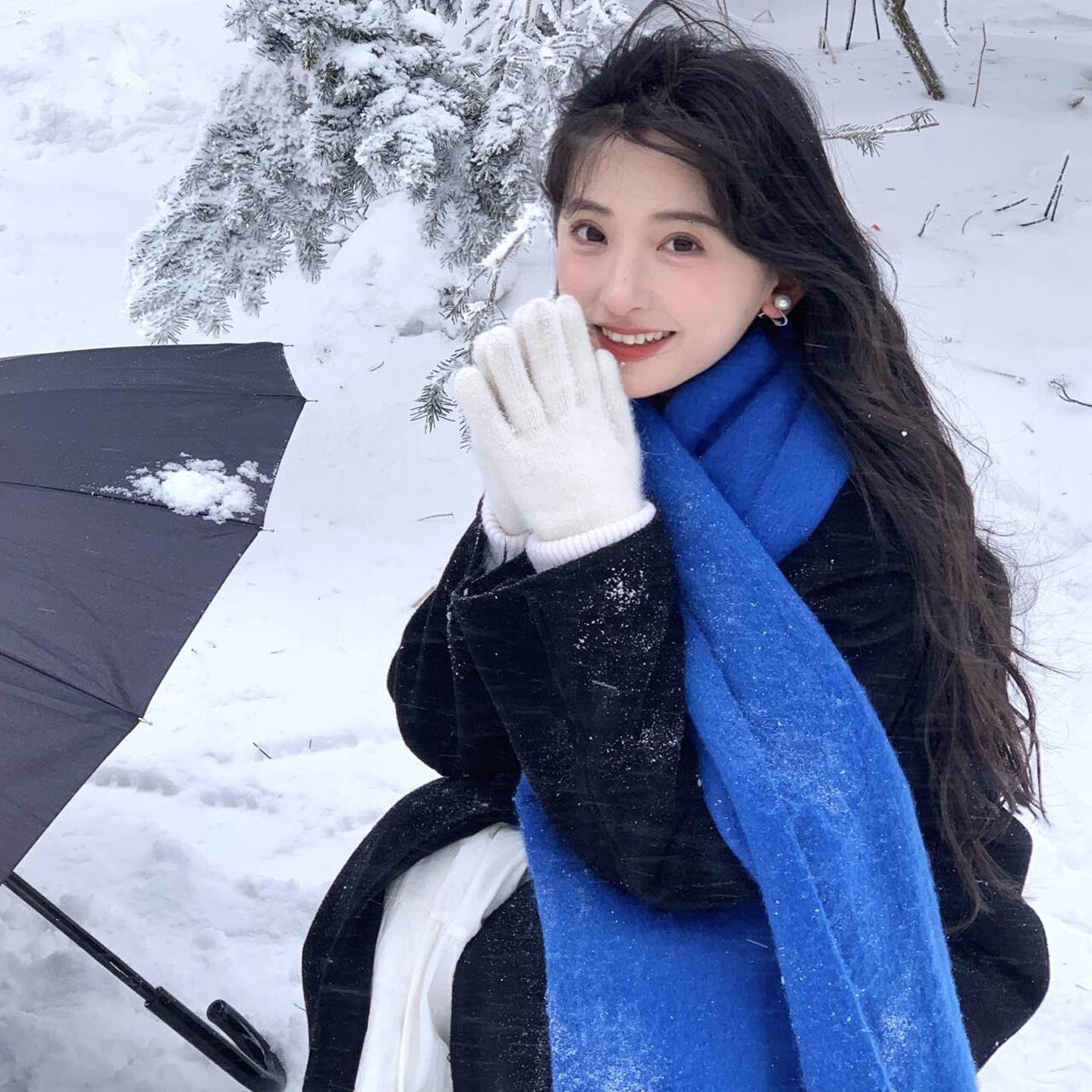 秋冬克莱因蓝蓝色围巾冬季女2025新款冬天加厚保暖仿羊绒围脖纯色
