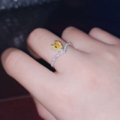 18K白金彩金黄色高碳钻石戒指女公主水滴仿真钻戒女ins风节日礼物