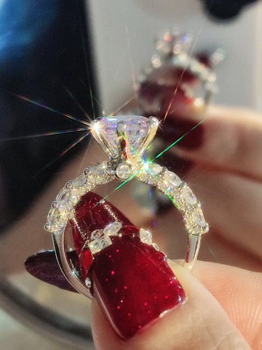 2克拉六爪皇冠求婚订婚仿真钻戒