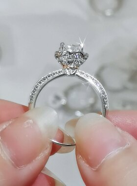 18K金轻奢高级感钻戒女超闪