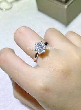 王室庄园约3克拉仿真钻石戒指女