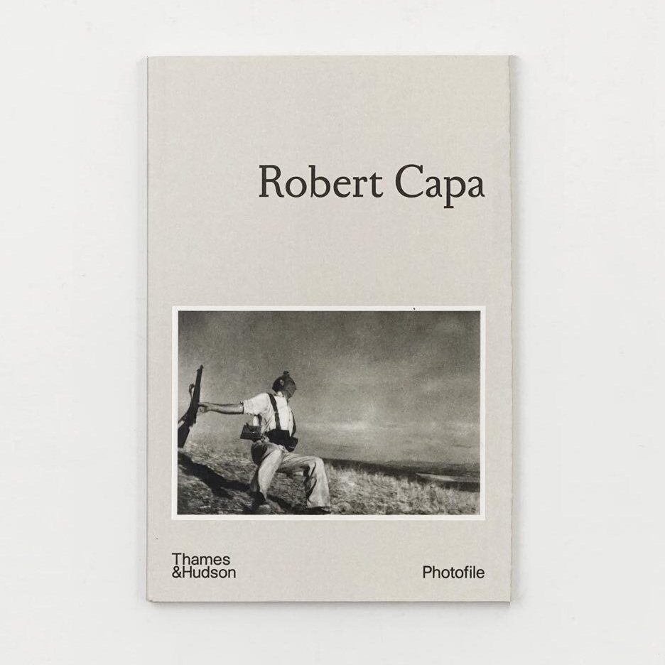 RobertCapaPhotofile图片