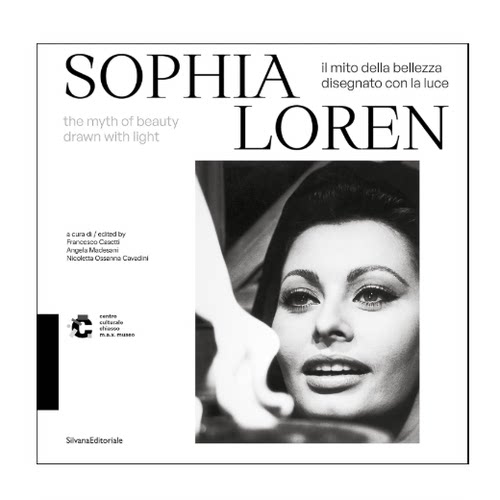 预售 Sophia Loren Myth of Beauty 索菲亚·罗兰影像传记 光绘主题电影肖像 意大利银幕女神 英意双语